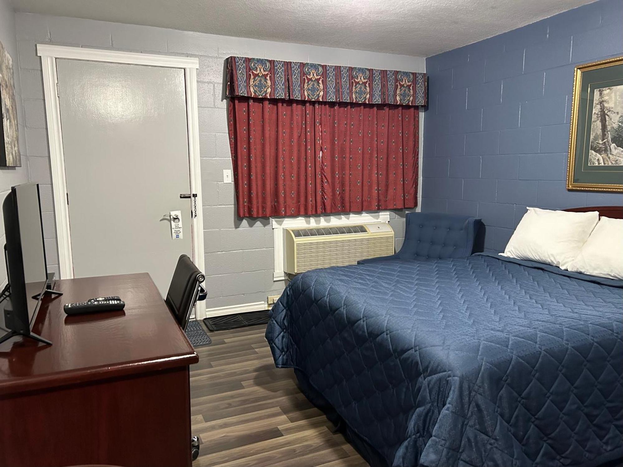 Motel Arrow